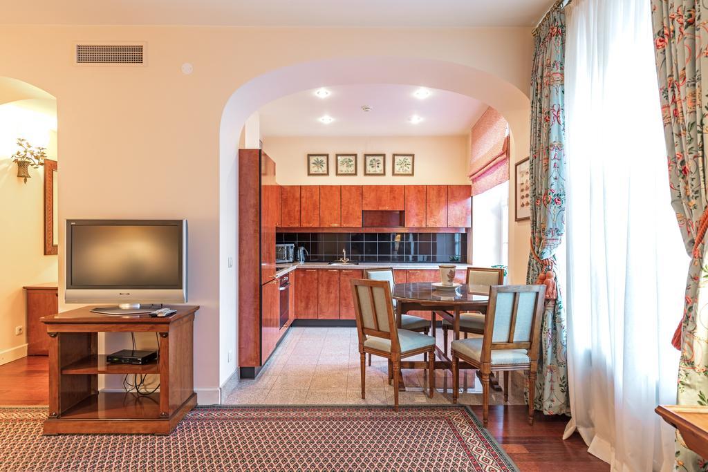 וילנה Stikliai Hotel - Relais & Chateaux מראה חיצוני תמונה A typical apartment