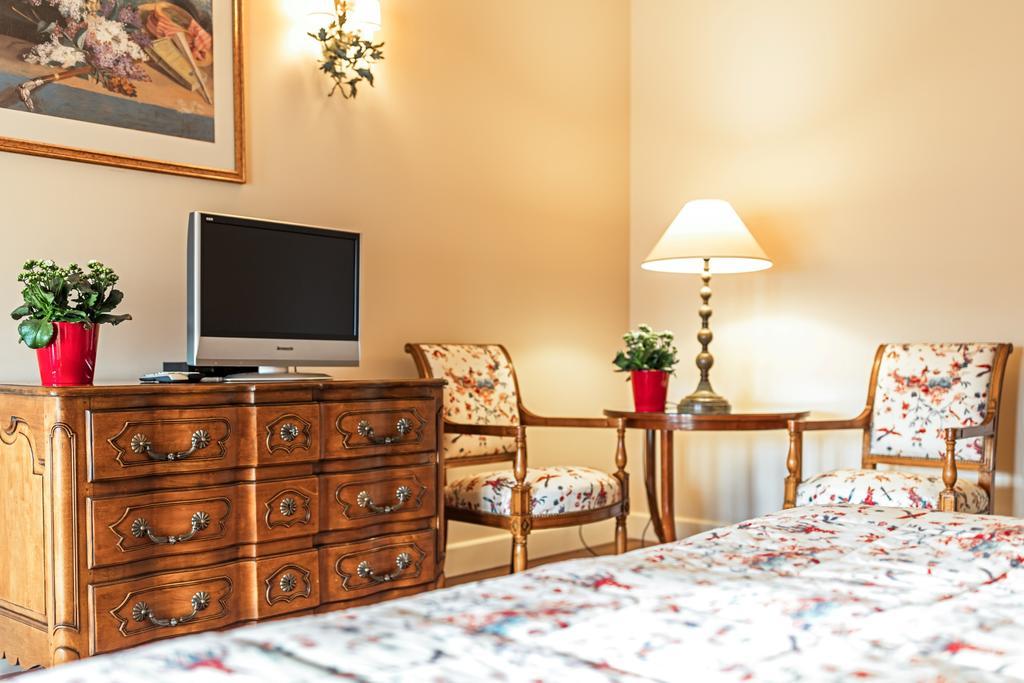 וילנה Stikliai Hotel - Relais & Chateaux מראה חיצוני תמונה A room at the hotel