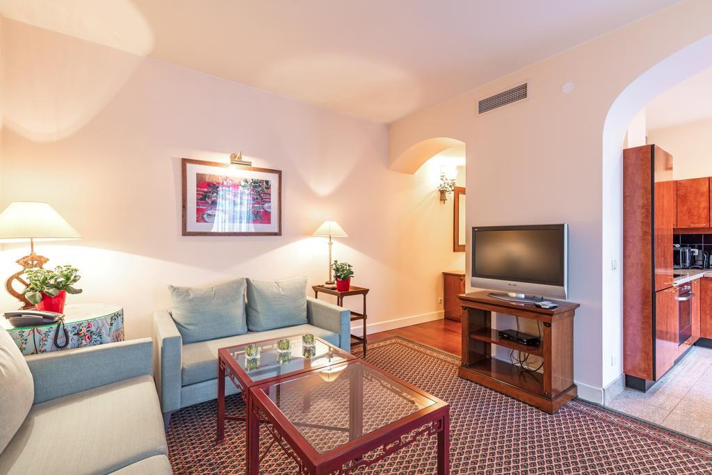 וילנה Stikliai Hotel - Relais & Chateaux מראה חיצוני תמונה Suite